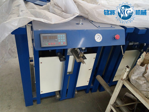 �y�ڴ����b�C������Q���ϰ��b���}